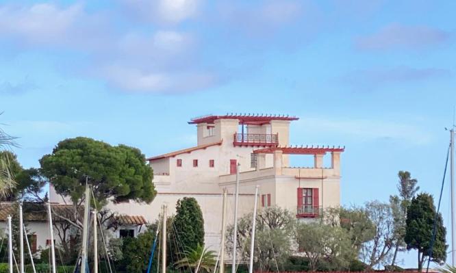 Architectural Follies of the Riviera
