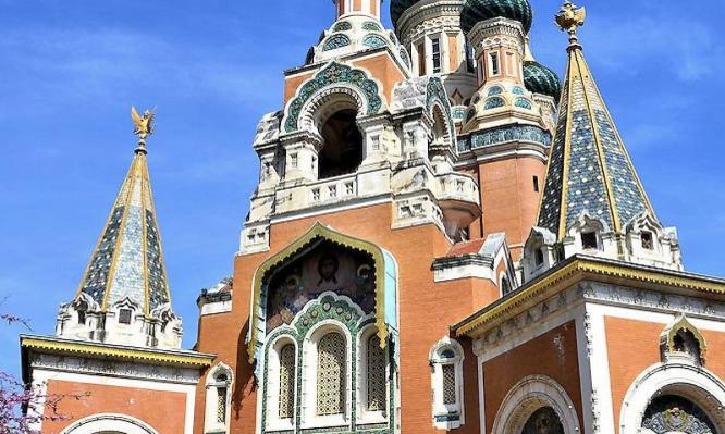 A Trip from Saint Petersbourg to Nice